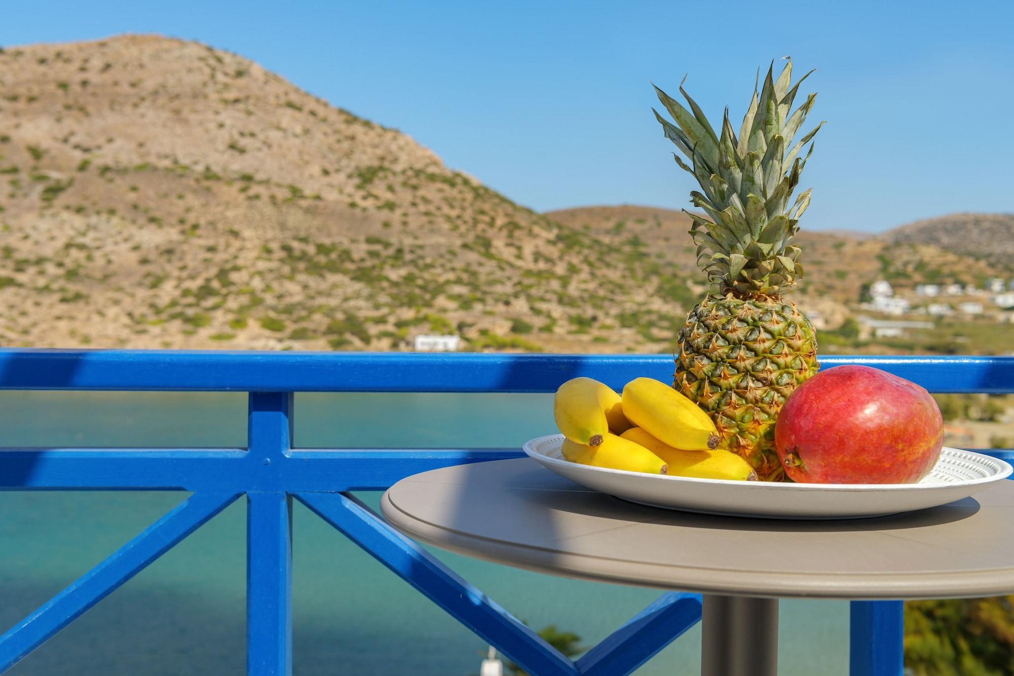 Dolphin Bay Seaside Resort & Suites ガリッサス エクステリア 写真