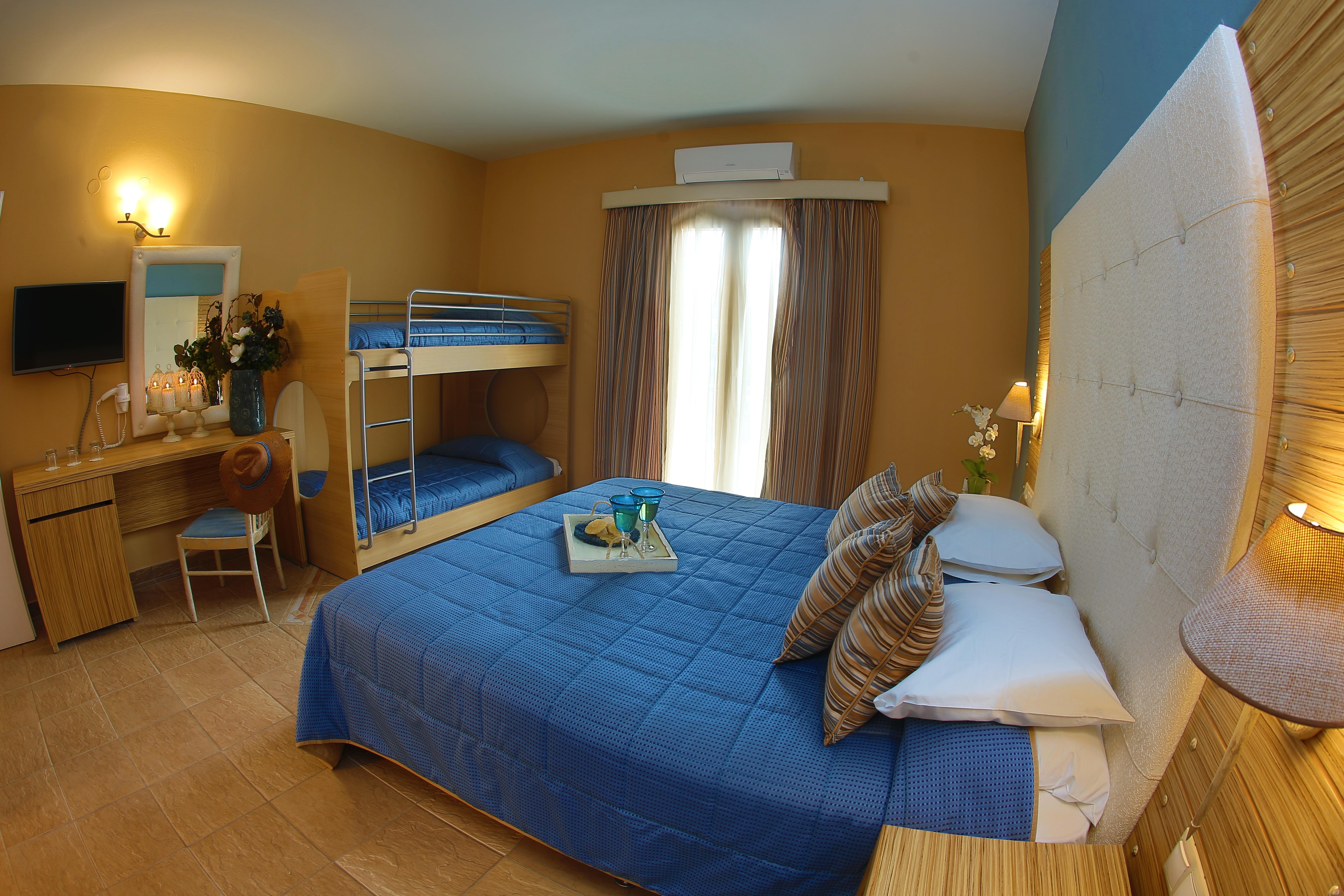 Dolphin Bay Seaside Resort & Suites ガリッサス エクステリア 写真