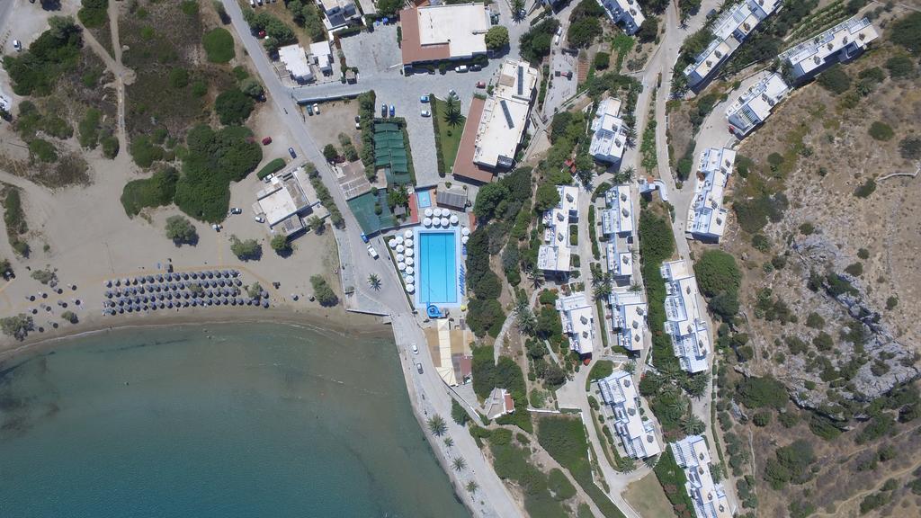 Dolphin Bay Seaside Resort & Suites ガリッサス エクステリア 写真
