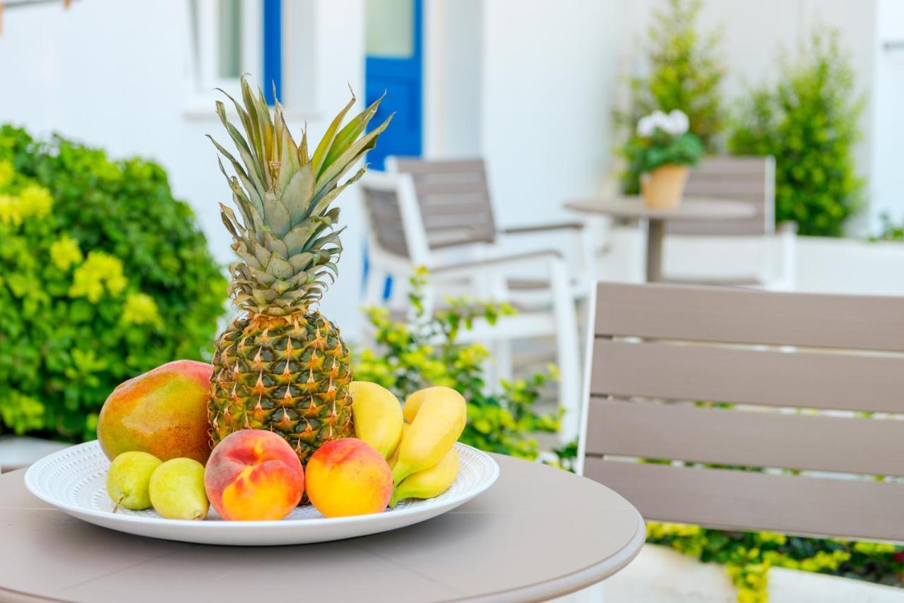 Dolphin Bay Seaside Resort & Suites ガリッサス エクステリア 写真